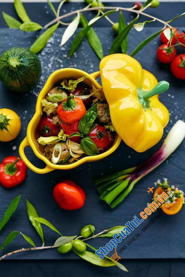 Set 5 thố sứ củ quả Staub, Combo 5 âu sứ Staub:  Âu ớt chuông đỏ và vàng Staub , Âu cà chua, Âu bí Ngô  staub, âu atiso - đựng bánh, kẹo mứt... đựng soup, đồ ăn bỏ lò, hầm ... nhất là món tôm phủ pho mai thì gọi là quá đỉnh