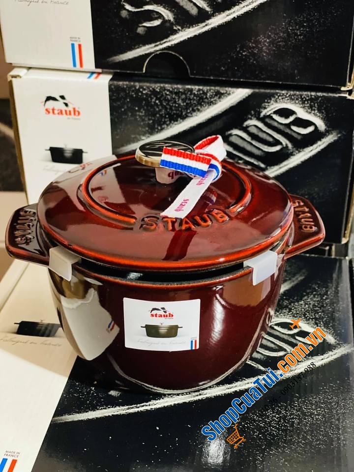 Nồi Staub dáng Gohan đỏ rượu 12 cm.
