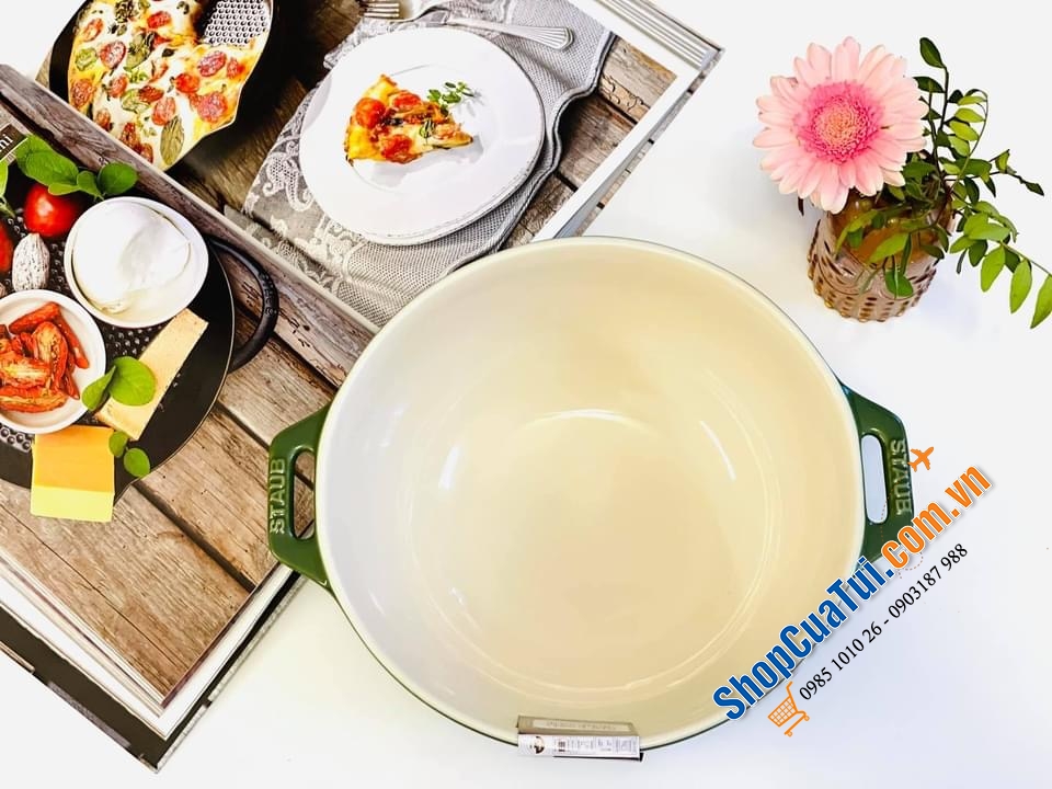 ÂU TO STAUB XANH BASIL PHI 25 cm.
