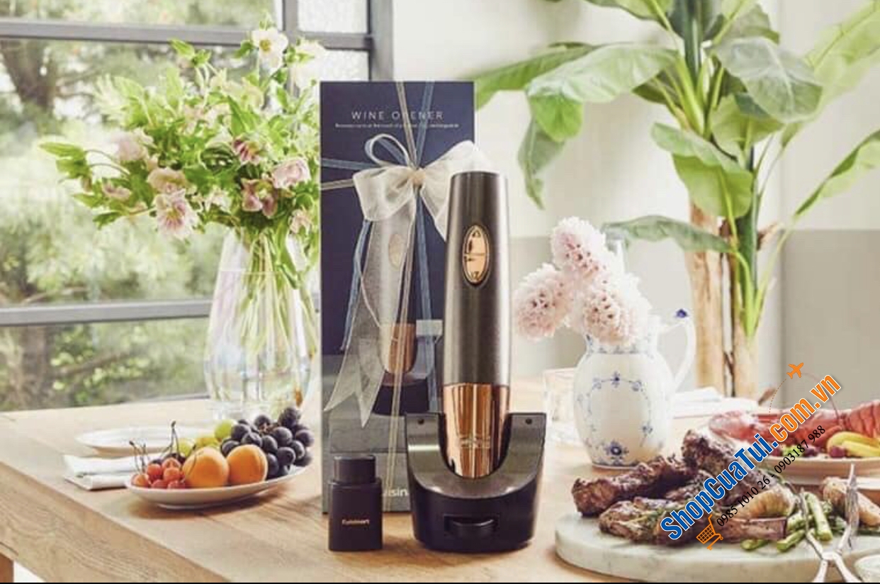 Trọn bộ Mở rượu vang tự động Cuisinart màu đồng.