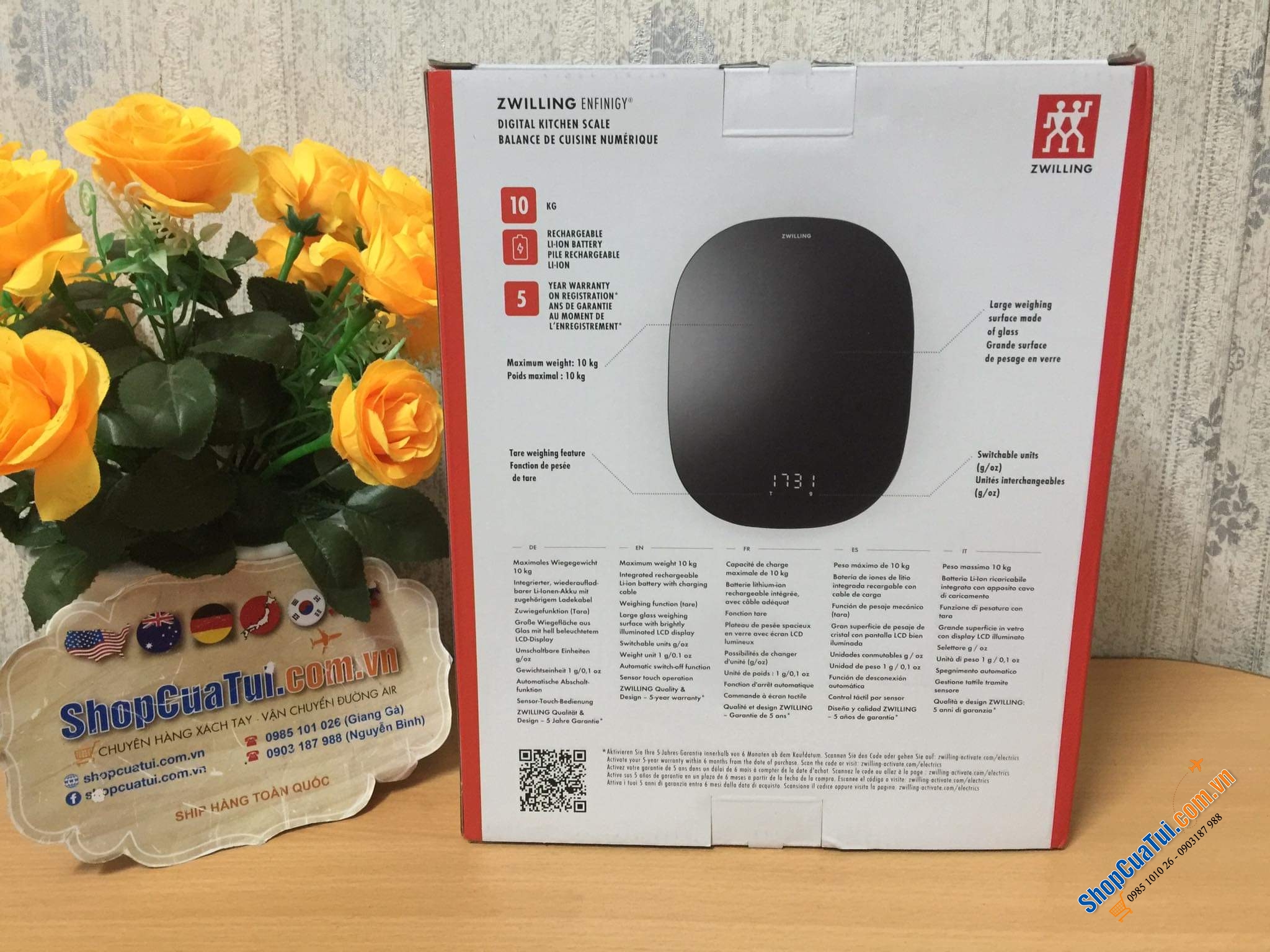 CÂN NHÀ BẾP HIỆN ĐẠI NHẤT ZWILLING DÙNG SẠC MÀU ĐEN / TRẮNG.