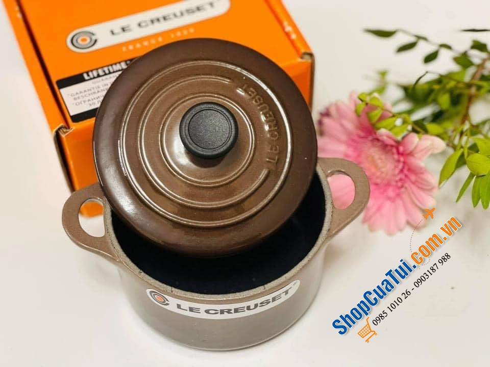 NỒI LE CREUSET 10 CM MÀU NÂU LOANG BẢN LIMIT - màu Terre Naturelle Truffle