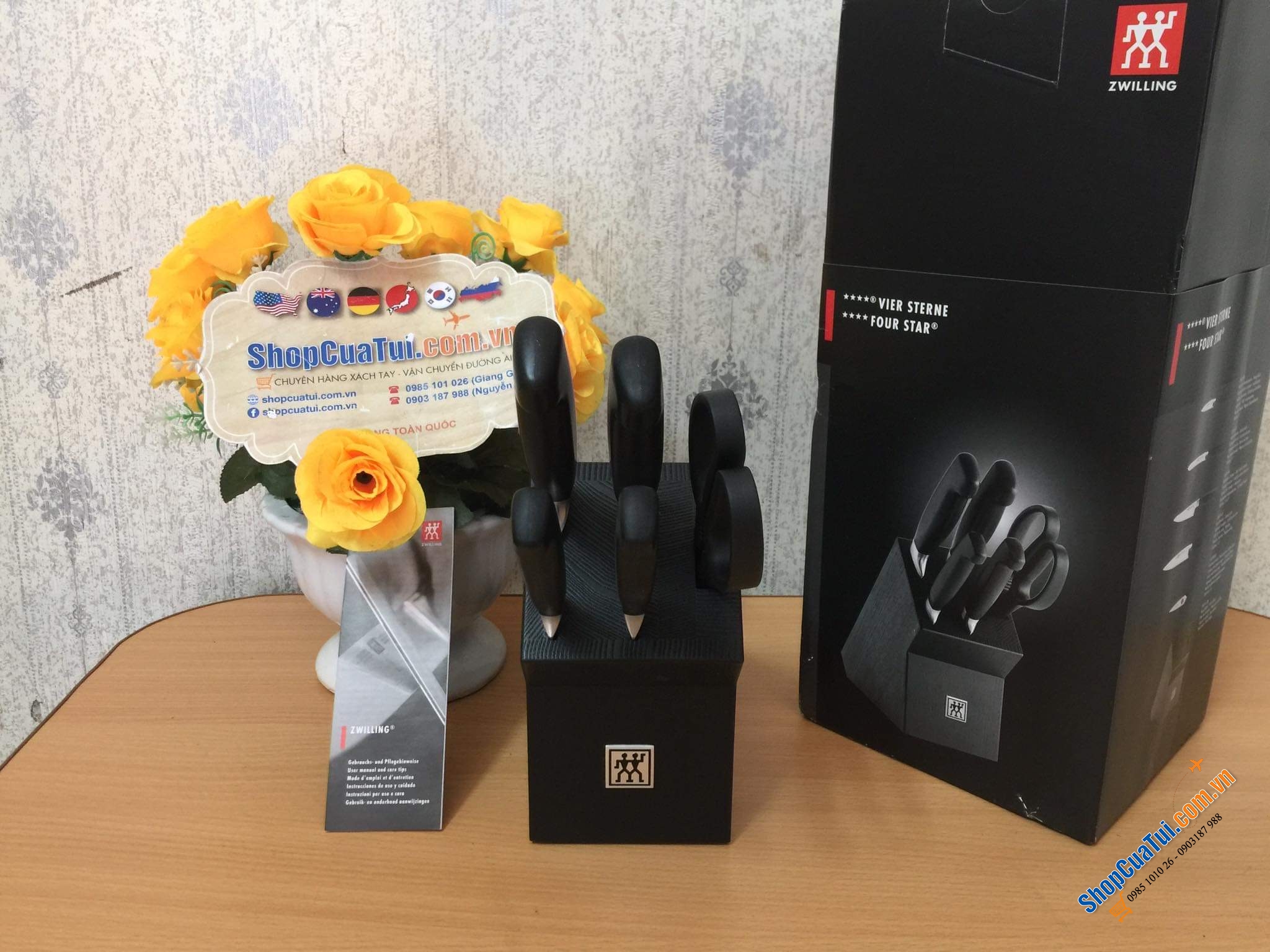 Bộ dao Zwilling Vier Sterne Four Star đốc đen thuộc dòng dao đắt nhất hiện nay của Zwilling danh giá.