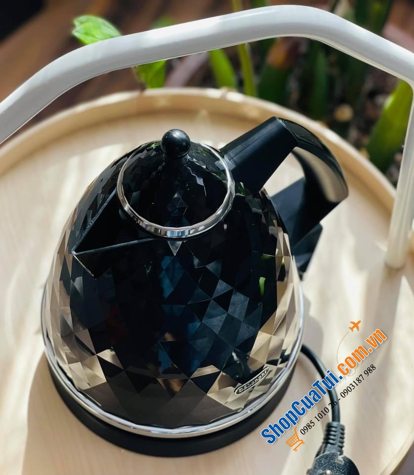 Ấm siêu tốc Delonghi kim cương-  mẫu mới modern đẹp và sang trọng.