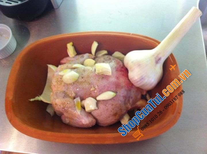 NỒI NƯỚNG GỐM ĐỨC MADE IN GERMANY RÖMERTOPF - HOẠ TIẾT NÔNG TRẠI - Kích thước 38 x 38 x 12,5 cm. Nặng 3,3 kg