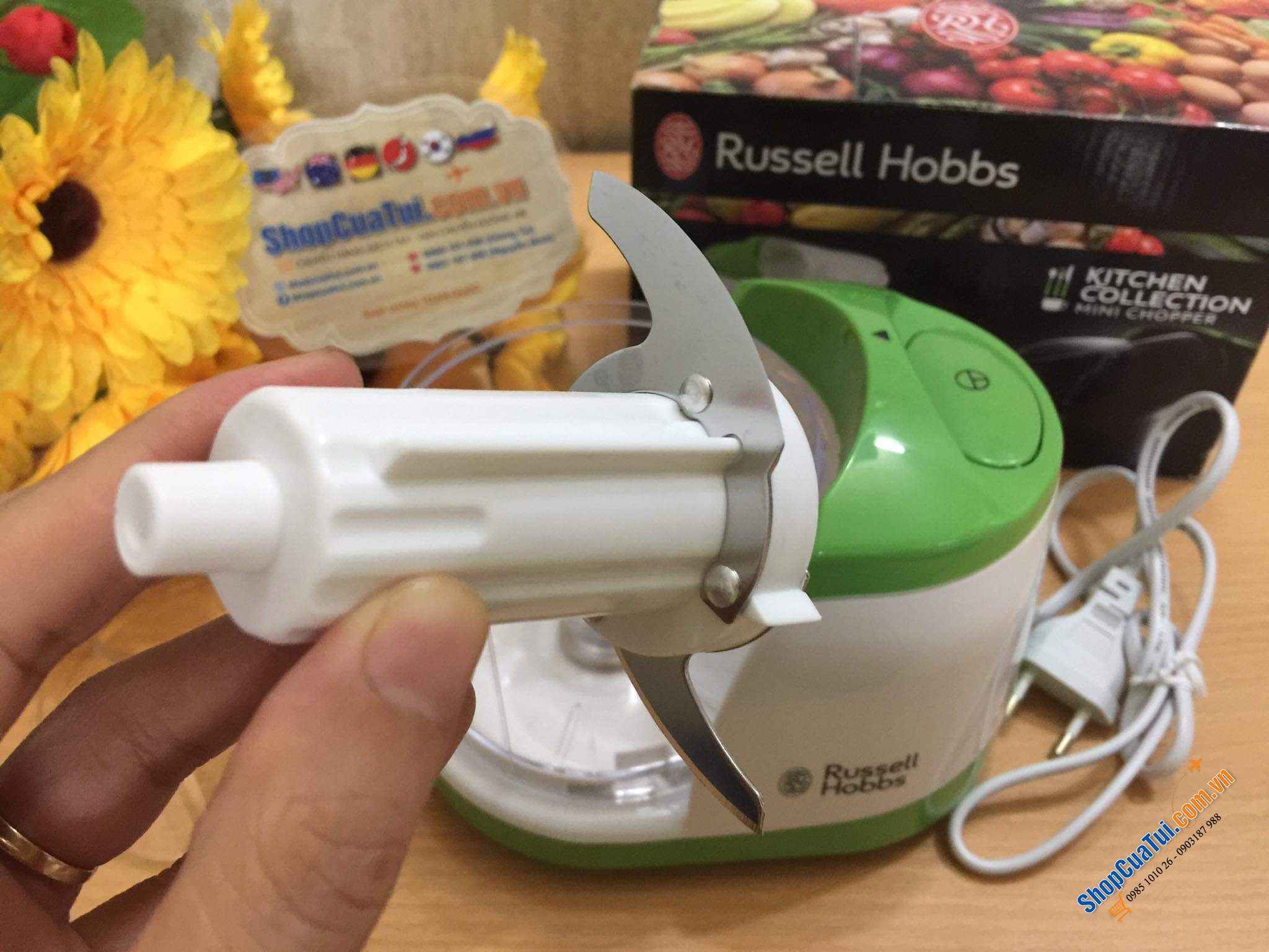 MÁY XAY RAU CỦ QUẢ RUSSELL HOBBS.