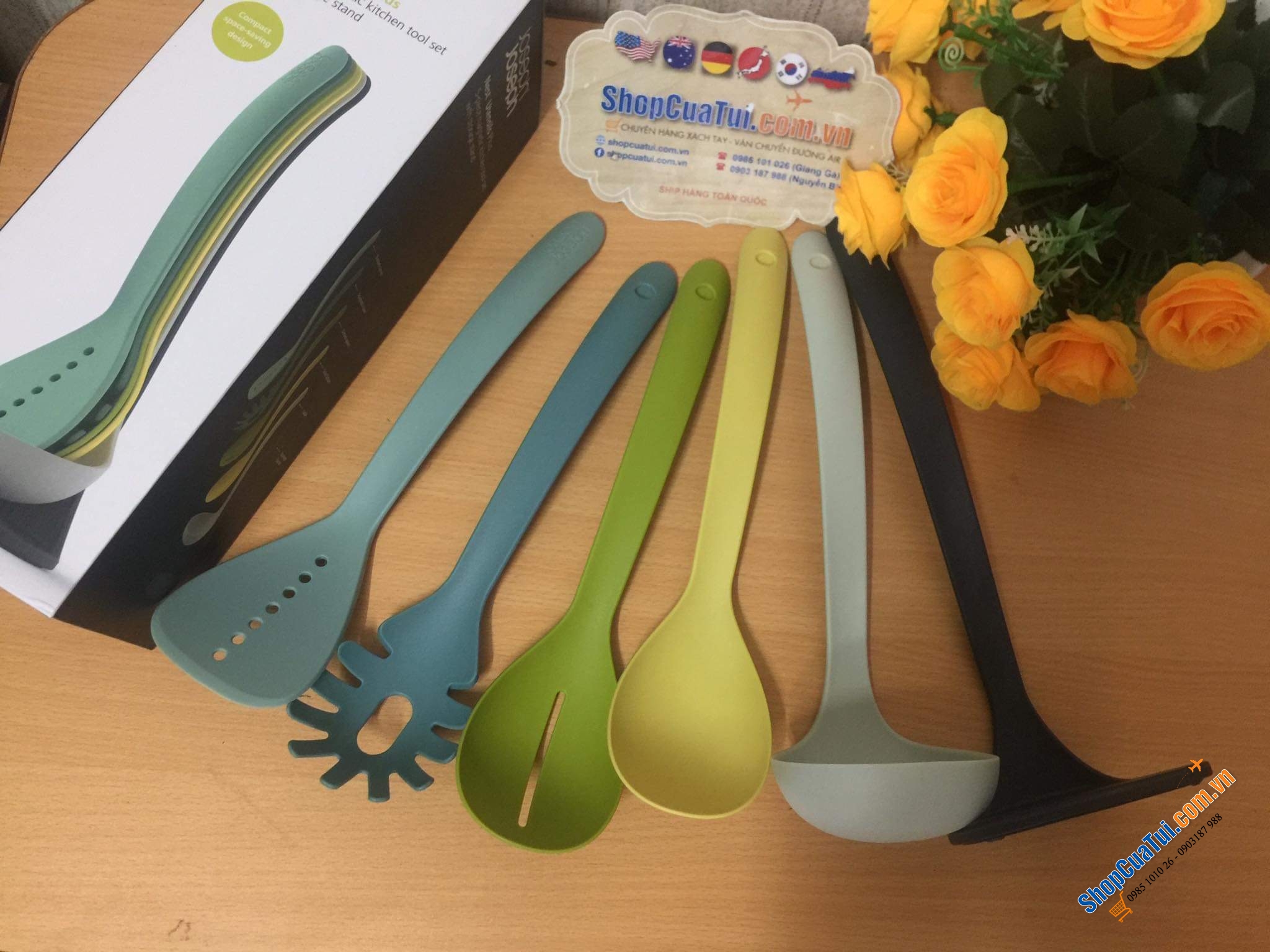 BỘ DỤNG CỤ NẤU ĂN JOSEPH JOSEPH HÚT NAM CHÂM 5 MÓN NEST UTENSILS PLUS + ĐẾ TỪ OPAL.
