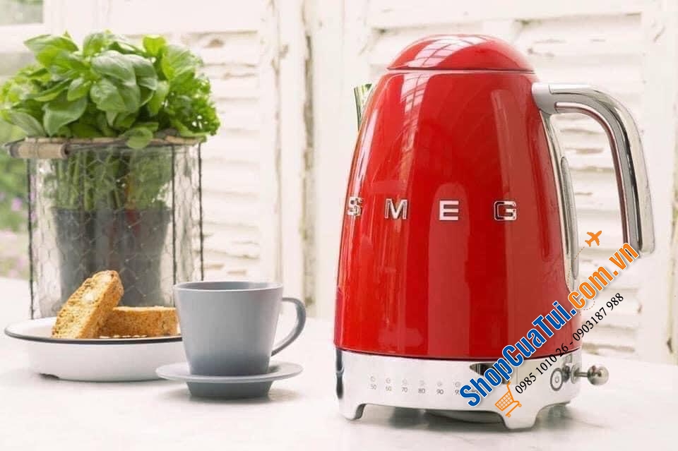 Ấm siêu tốc SMEG KLF04 (siêu hot có điều chỉnh nhiệt độ) màu đỏ hoặc kem