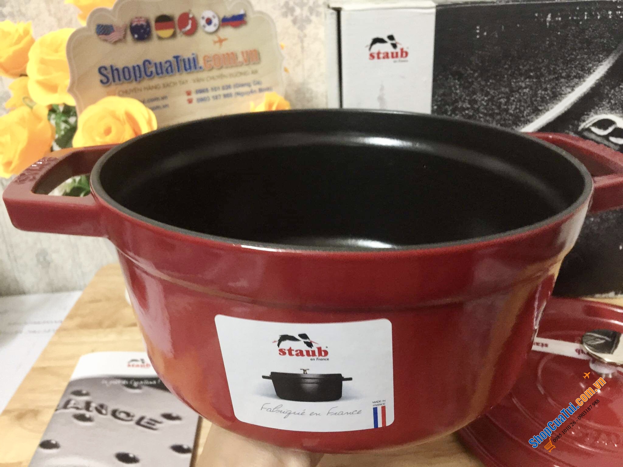 NỒI GANG STAUB ĐỎ CHERY 18 CM 1,7 LIT - màu đỏ cherry