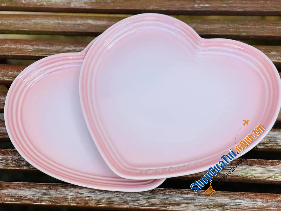 Đĩa TRÁI TIM LE CREUSET HỒNG 21 CM.