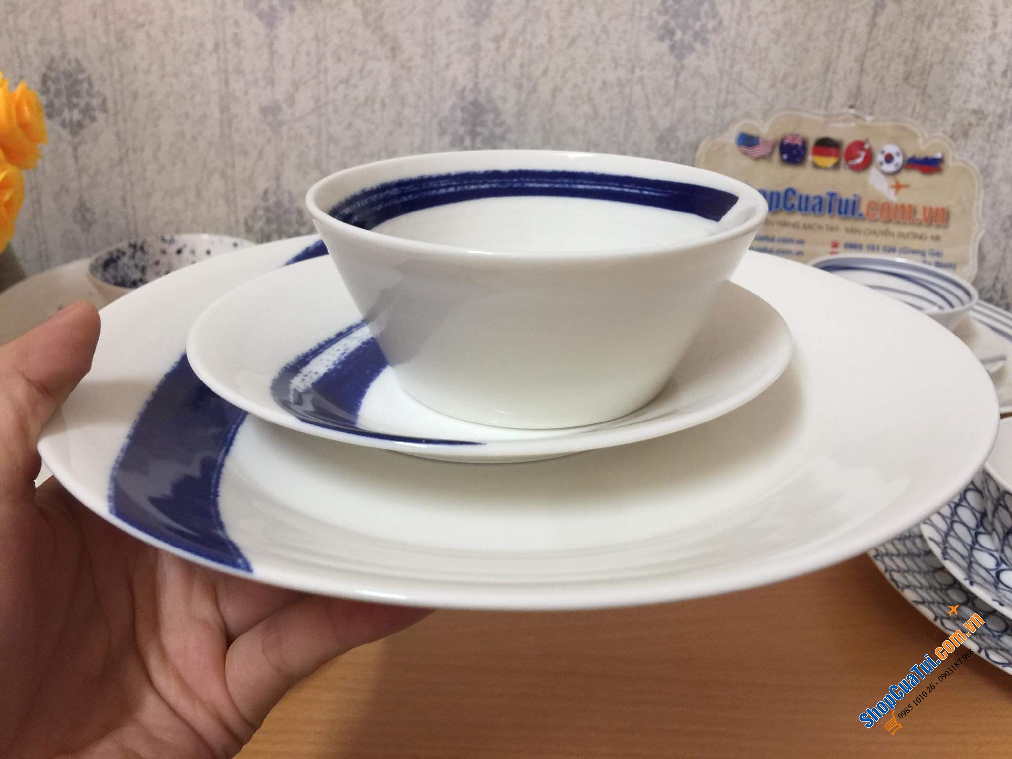 Sét Tô Đĩa Bát ăn cơm thương hiệu Royal Doulton của UK từ năm 1815 - Mỗi bát là 1 sắc thái, 1 thiết kế, 1 nghệ thuật.