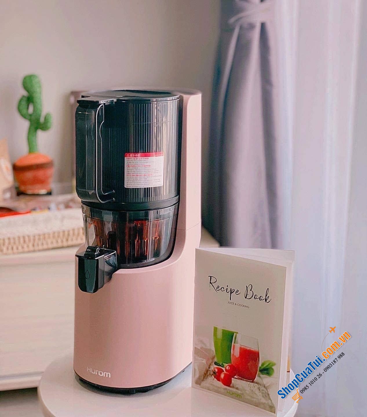 Máy ép chậm HUROM H200 - không cần cắt nhỏ, không cần cho hoa quả vào từ từ - Đỉnh cao trong làng máy ép
