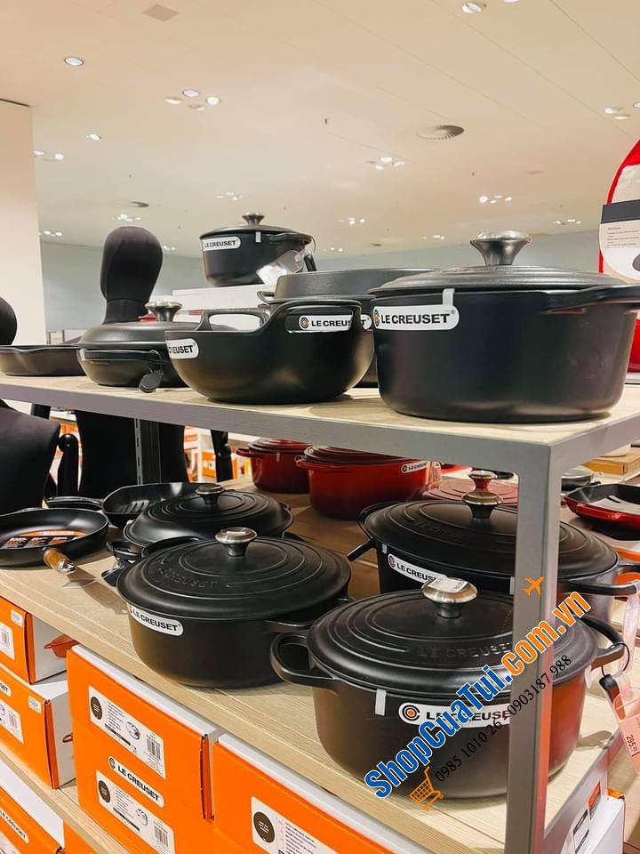 NỒI Le Creuset 18 cm MÀU ĐEN - 1,8 L - Made in France.