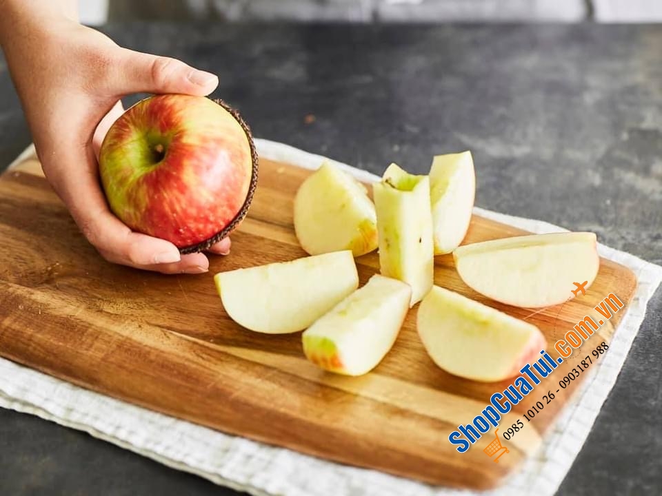 Dụng cụ bổ táo lê WMF.