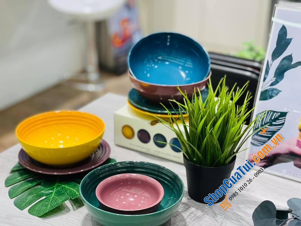 SET 4 ĐĨA LE CREUSET 17 CM - bộ sưu tập Botanique mới nhất mùa hè năm nay.