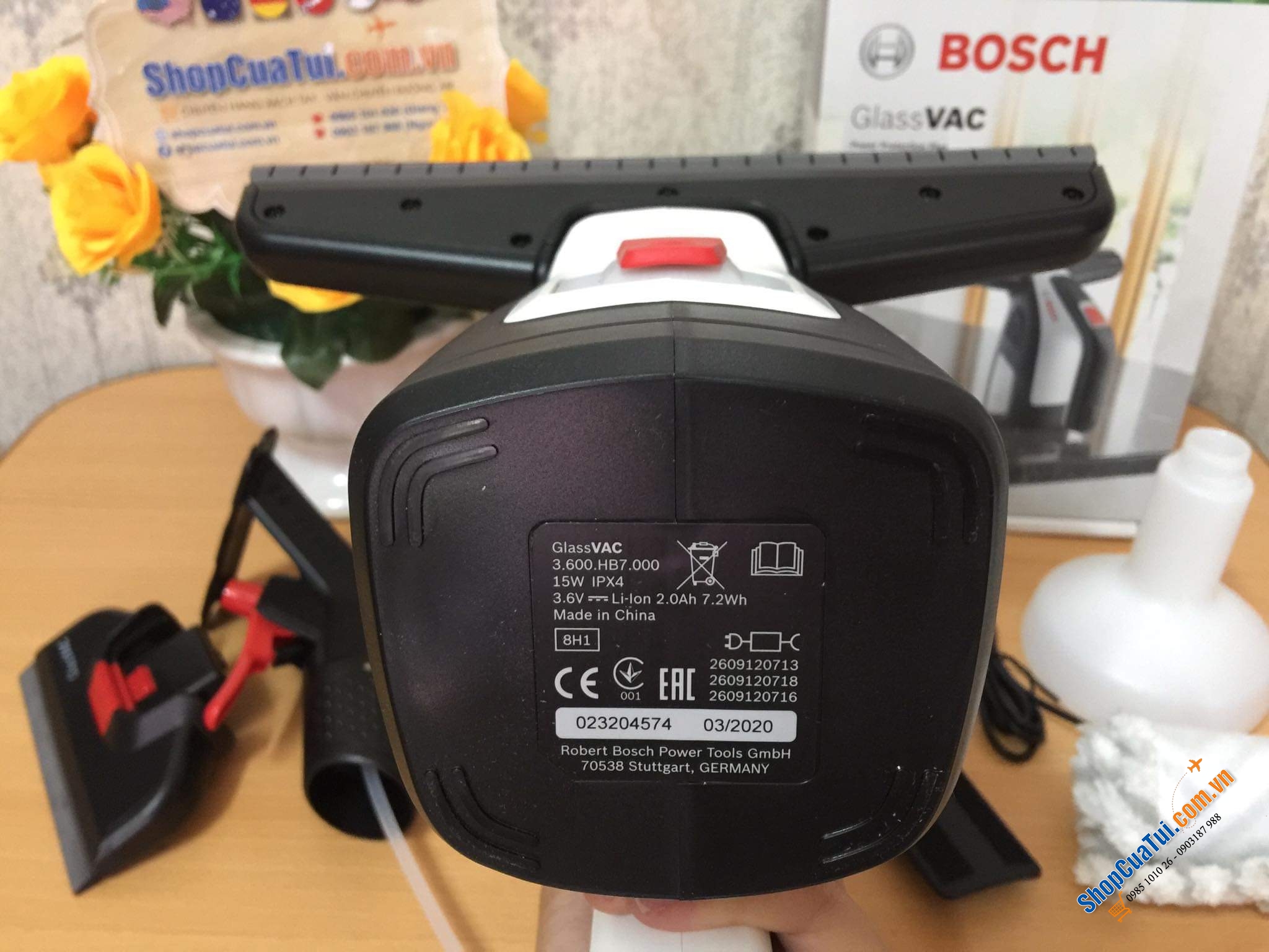 MÁY LAU KÍNH BOSCH – PHÙ HỢP ĐỂ LAU & HÚT SẠCH SẼ CÁC VẾT BỤI BẨN TRÊN CÁC MẶT KÍNH Ô TÔ; CÁC LOẠI CỬA KÍNH; TỦ KÍNH; CÁC LOẠI GƯƠNG; CÁC BỀ MẶT TỦ GỖ; NHỰA…SẠCH TRONG KHÔNG TÌ VẾT CHỈ TRONG 1 NỐT NHẠC.