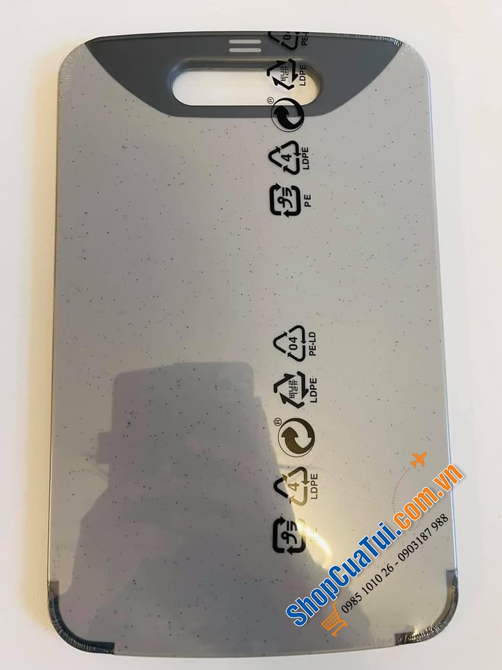 THỚT KHÁNG KHUẨN SILIT XÁM - kích thước 32x20 cm phù hợp cho các nhu cầu cắt thái của gia đình