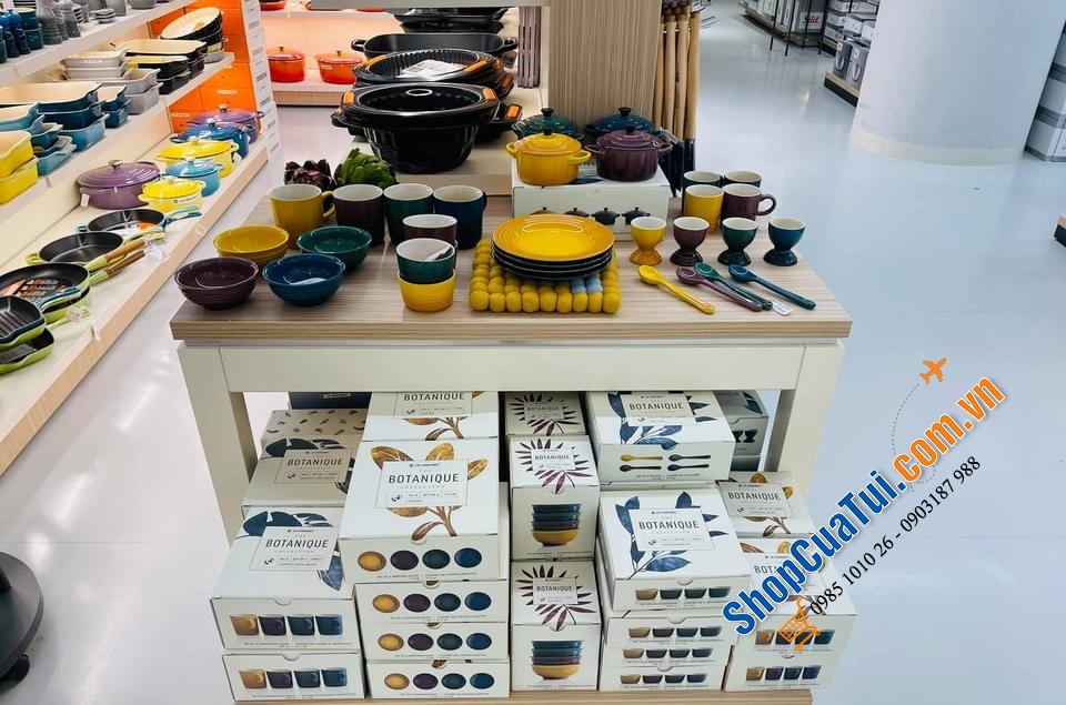 SET 4 CỐC ĐỰNG TRỨNG LE CREUSET BOTANIQUE