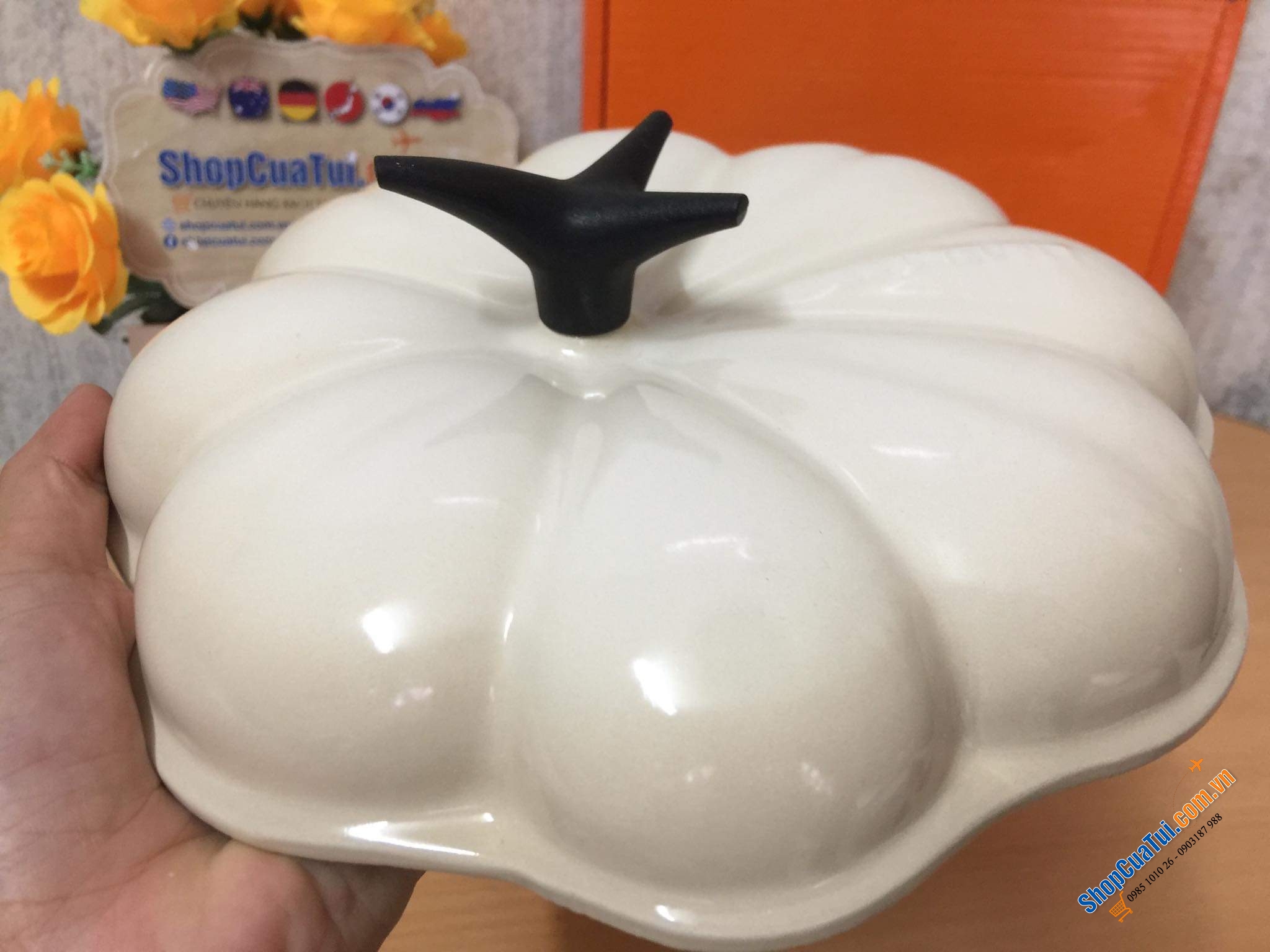 NỒI GANG LE CREUSET BÍ NGÔ 22 CM - MADE IN FRANCE.