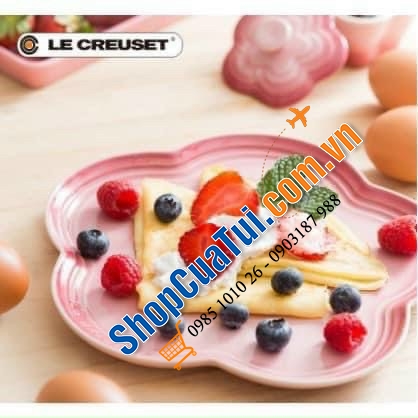 ĐĨA HOA LECREUSET SIÊU XINH 20 cm sâu và 23 cm bằng - ĐĨA LE CREUSET SÂU LÒNG HÌNH HOA MÀU HỒNG 20 CM.