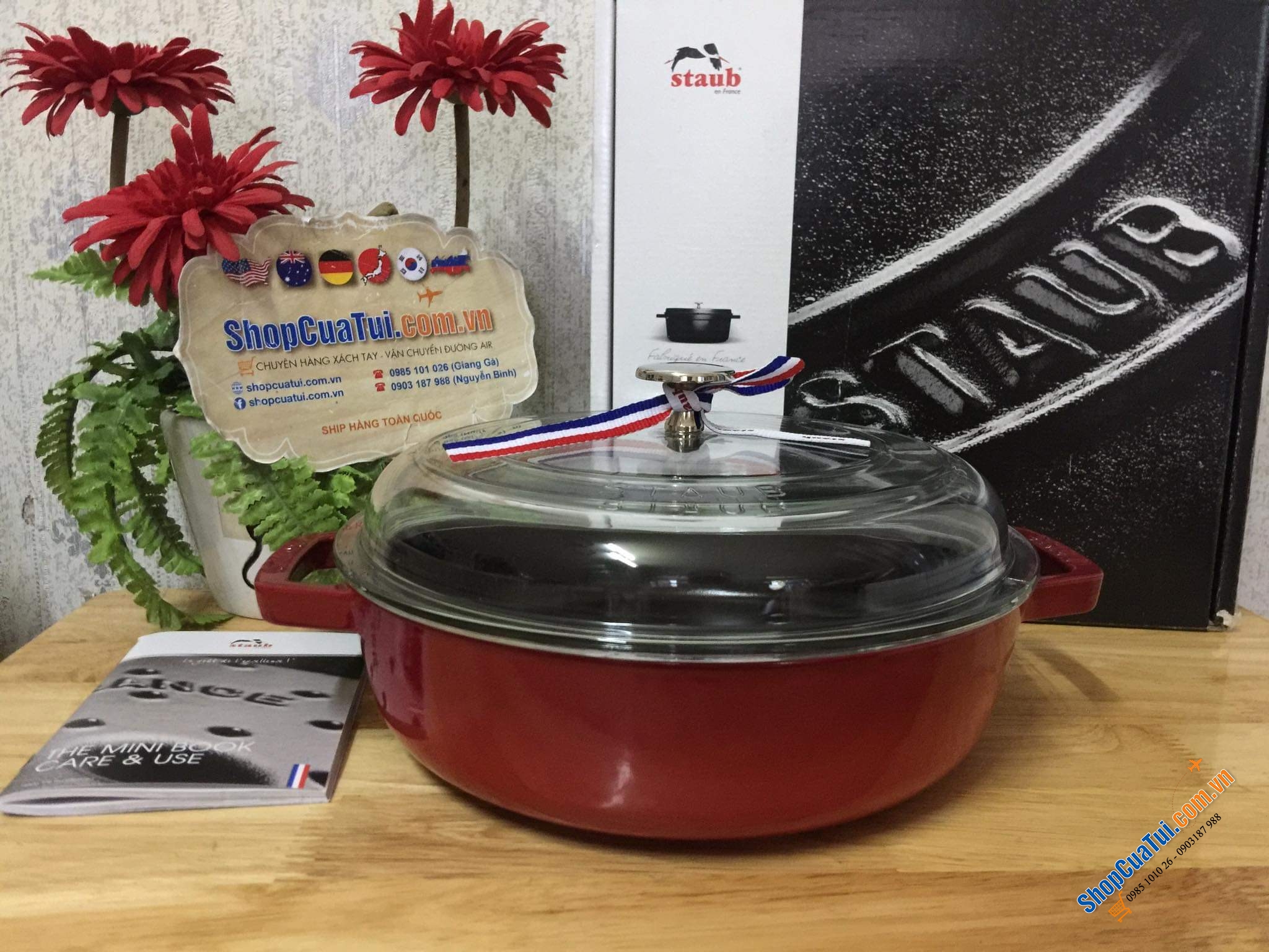 NỒI CHẢO STAUB 28 CM VUNG KÍNH. Màu đỏ