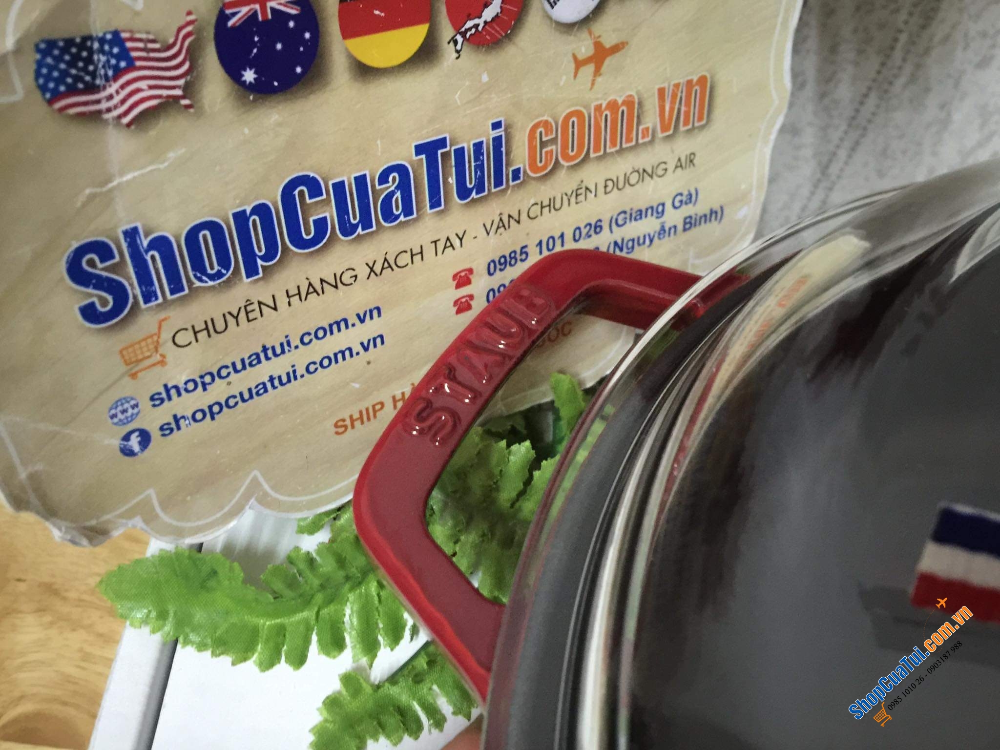 NỒI CHẢO STAUB 28 CM VUNG KÍNH. Màu đỏ