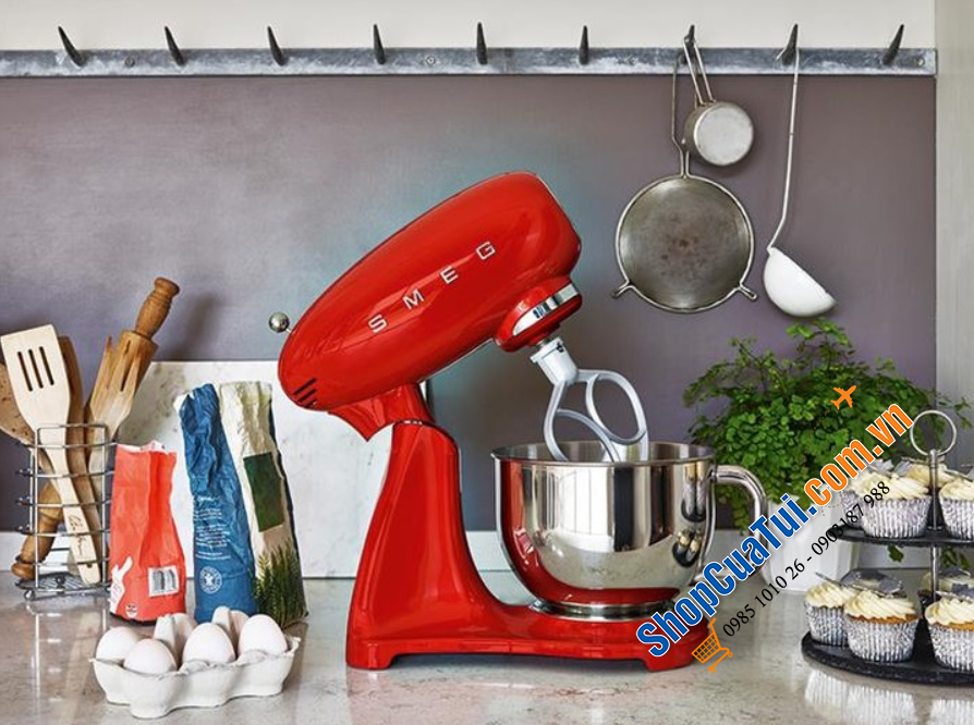 Máy trộn bột Smeg SMF03RDEU - ĐỎ TOÀN THÂN đầy phong cách
