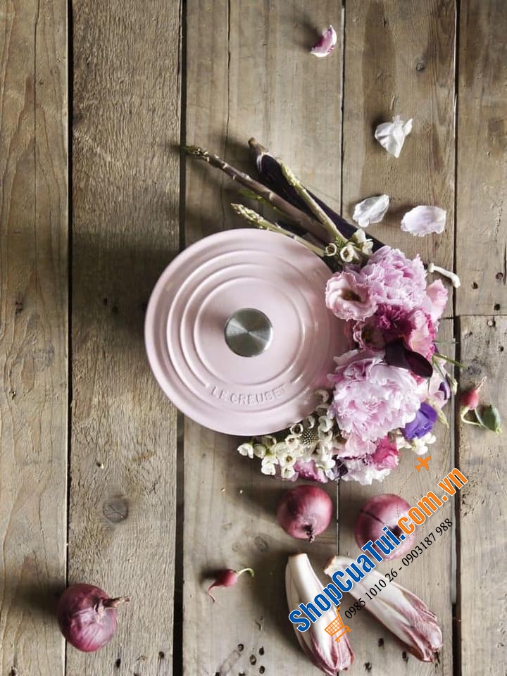 NỒI CHẢO LE CREUSET Gourmet Profitopf Evo 26cm -  2,2 lit màu hồng Shell Pink siêu dễ thương