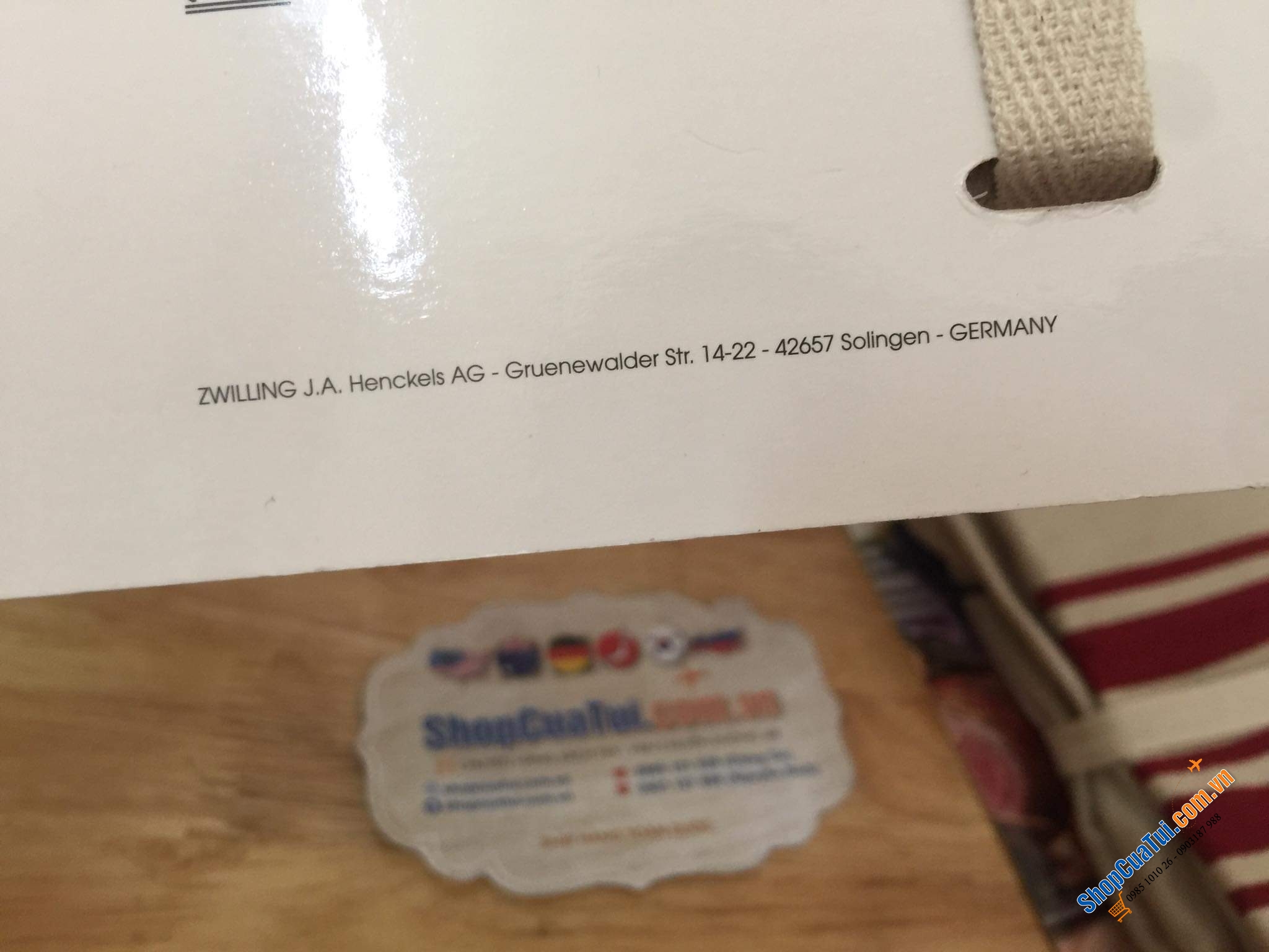 TẠP DỀ CHÍNH HÃNG STAUB - GERMANY - màu đỏ