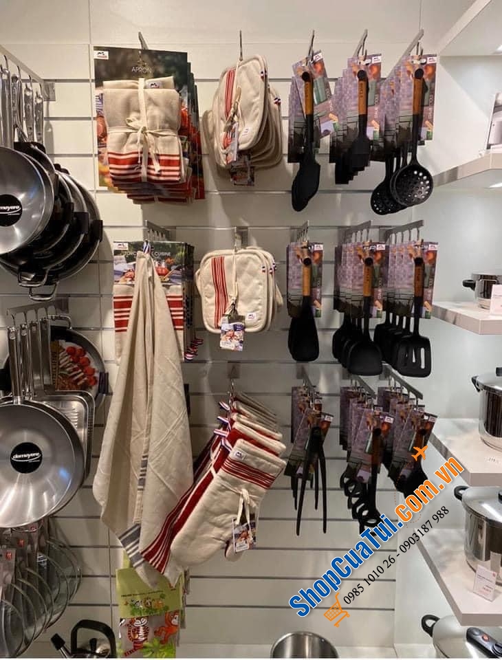 TẠP DỀ CHÍNH HÃNG STAUB - GERMANY - màu đỏ