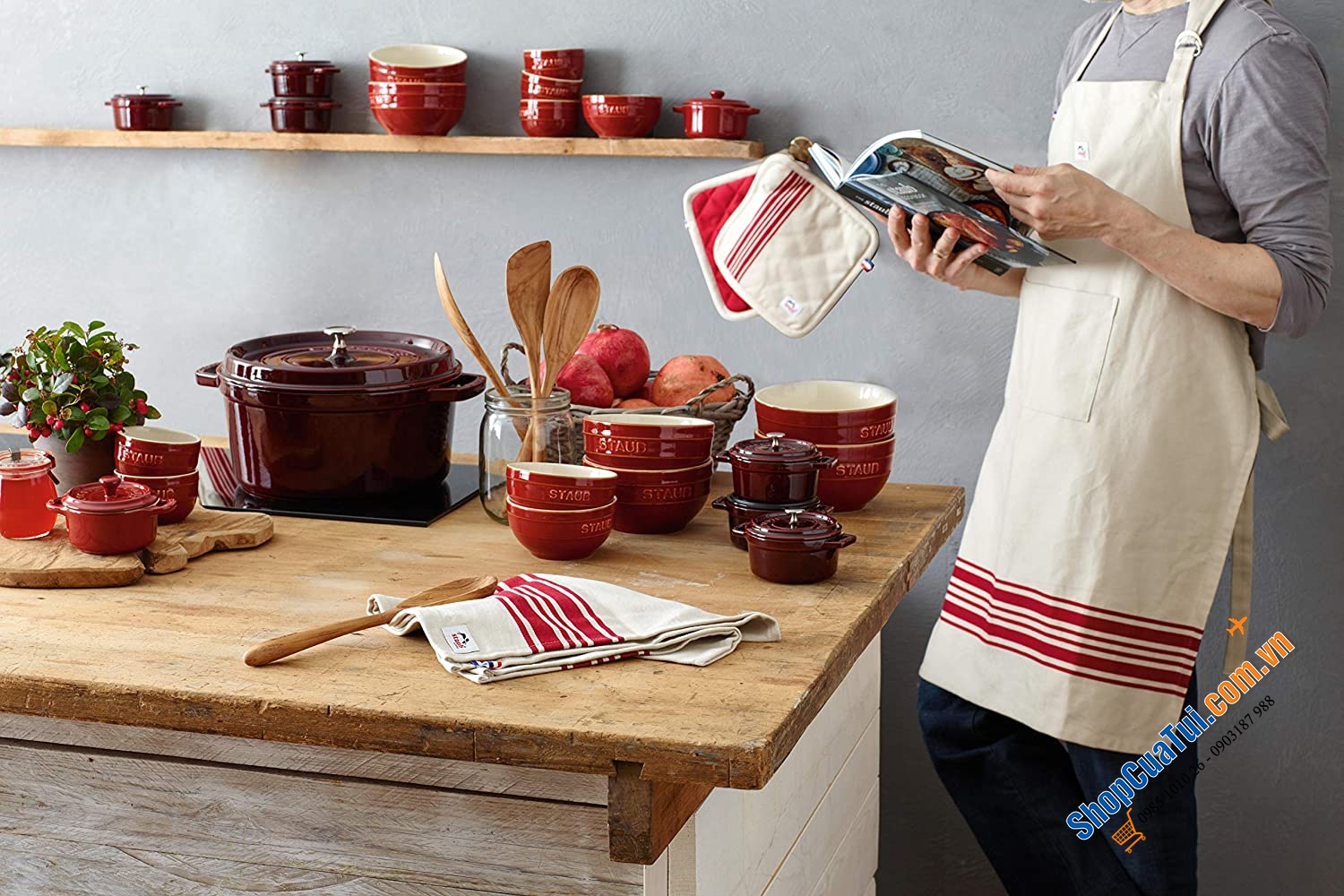 TẠP DỀ CHÍNH HÃNG STAUB - GERMANY - màu đỏ