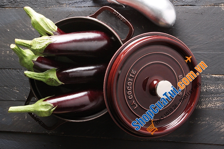 NỒI GANG ĐÚC STAUB + KÈM XỬNG MÀU - SIZE 26CM MÀU ĐỎ RƯỢU VANG ĐẬM.