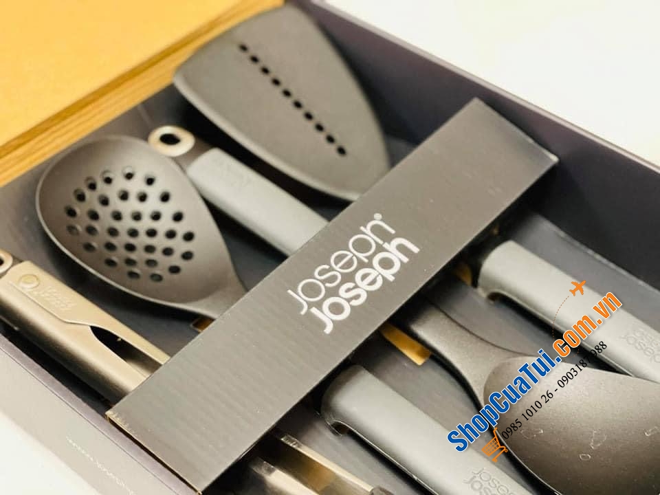 Bộ dụng cụ nấu ăn Joseph Joseph Elevate 4 Kitchen Tool Set.