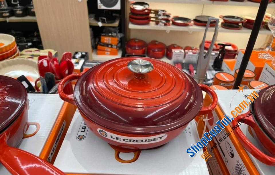Nồi chảo Le Creuset Stew pot 22 cm màu đỏ Cao 10.5cm Dung tích 2.2l