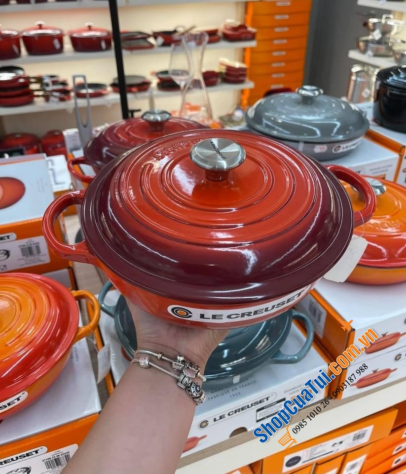 Nồi chảo Le Creuset Stew pot 22 cm màu đỏ Cao 10.5cm Dung tích 2.2l