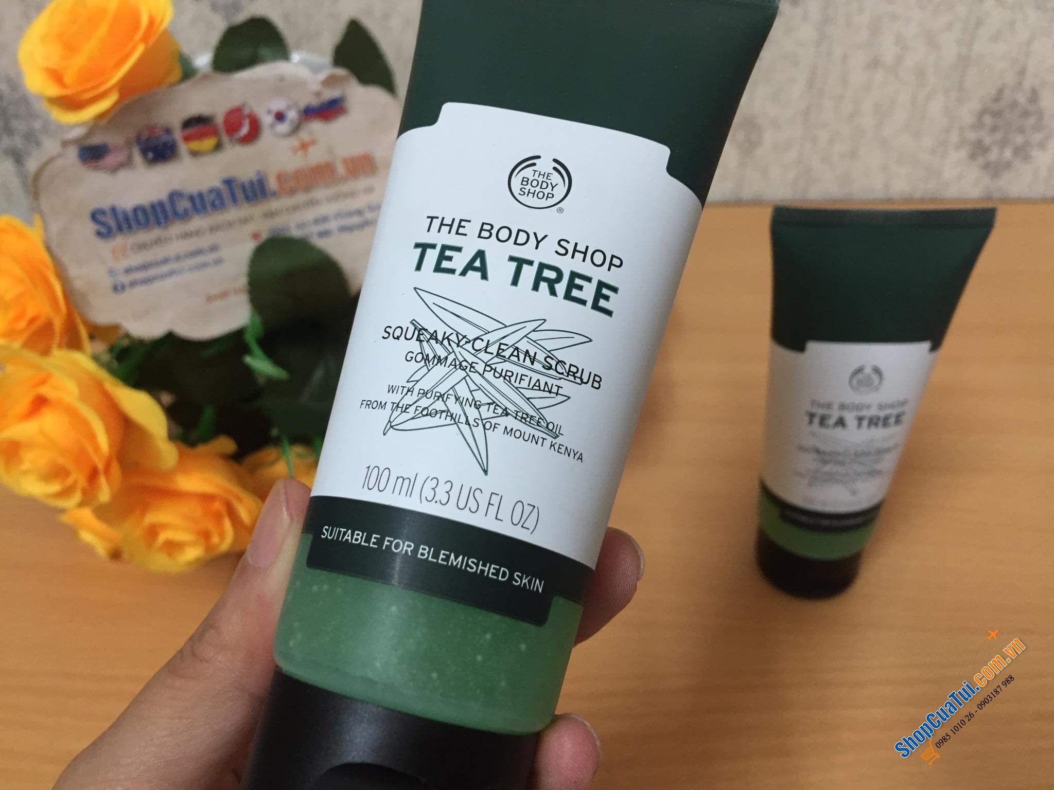 Tẩy da chết - Tẩy Tế Bào Chết Chiết Xuất Tràm The Body Shop Tea Tree Squeaky-Clean Scrub 100ml.