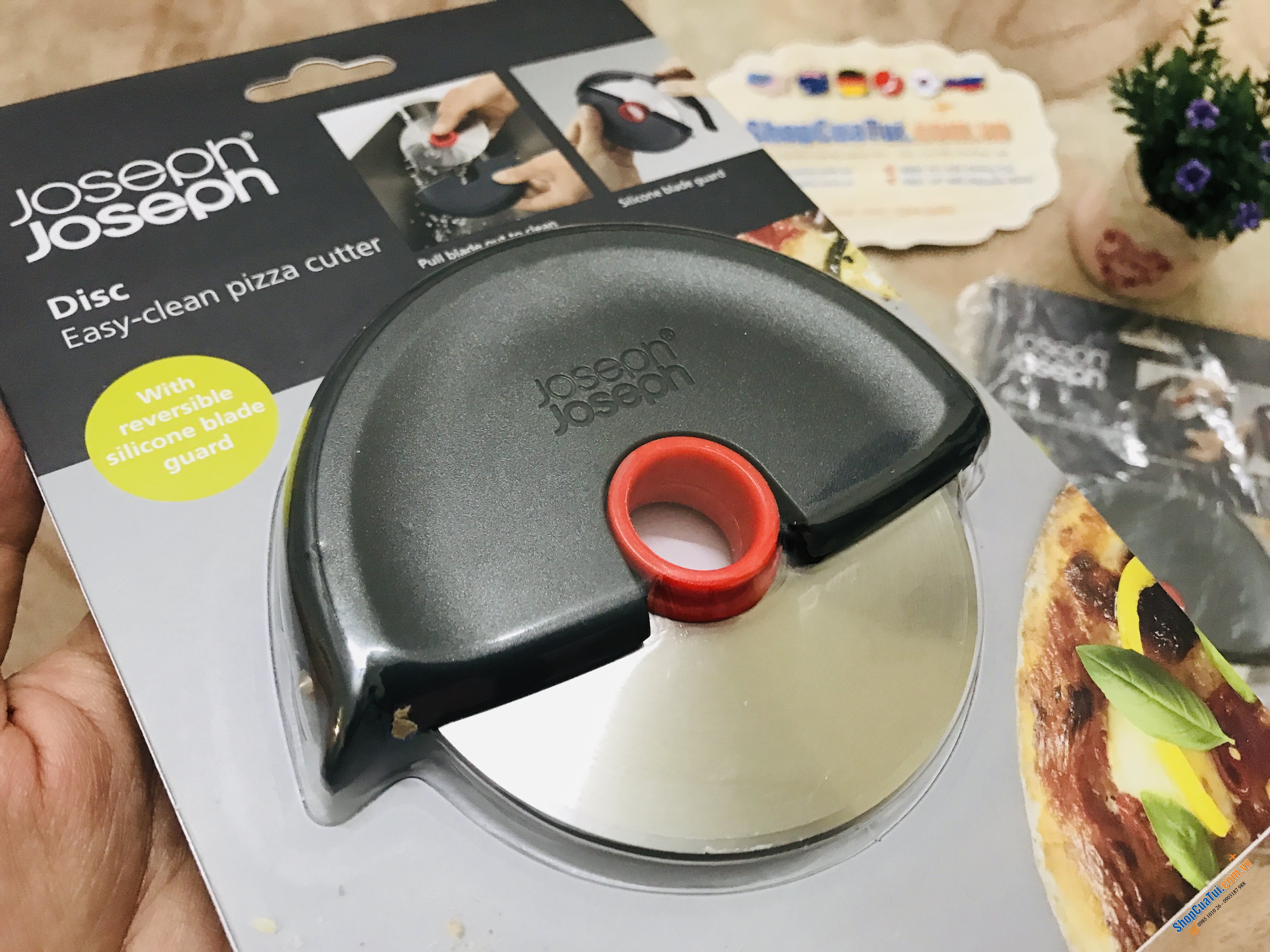 DAO CẮT BÁNH - DAO CẮT PIZZA JOSEPH JOSEPH.