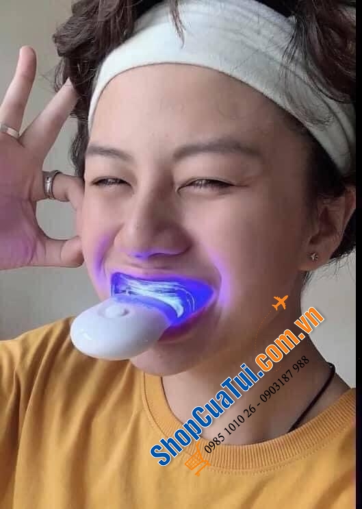 Máy Làm Trắng Răng White Glo White Accelerator Blue Light Teeth Whitening System Sử dụng công nghệ nha khoa, quang phổ màu xanh giúp kích hoạt gel làm trắng, cho hàm răng trắng hơn 8 sắc độ trong vòng 7 ngày