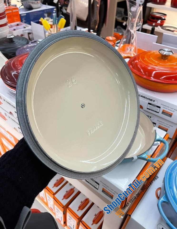 NỒI CHẢO LE CREUSET Gourmet Profitopf Evo 26cm -  2,2 lit. MÀU CAM - MÀU ĐỎ - MÀU TRẮNG NGÀ MERINGUE.