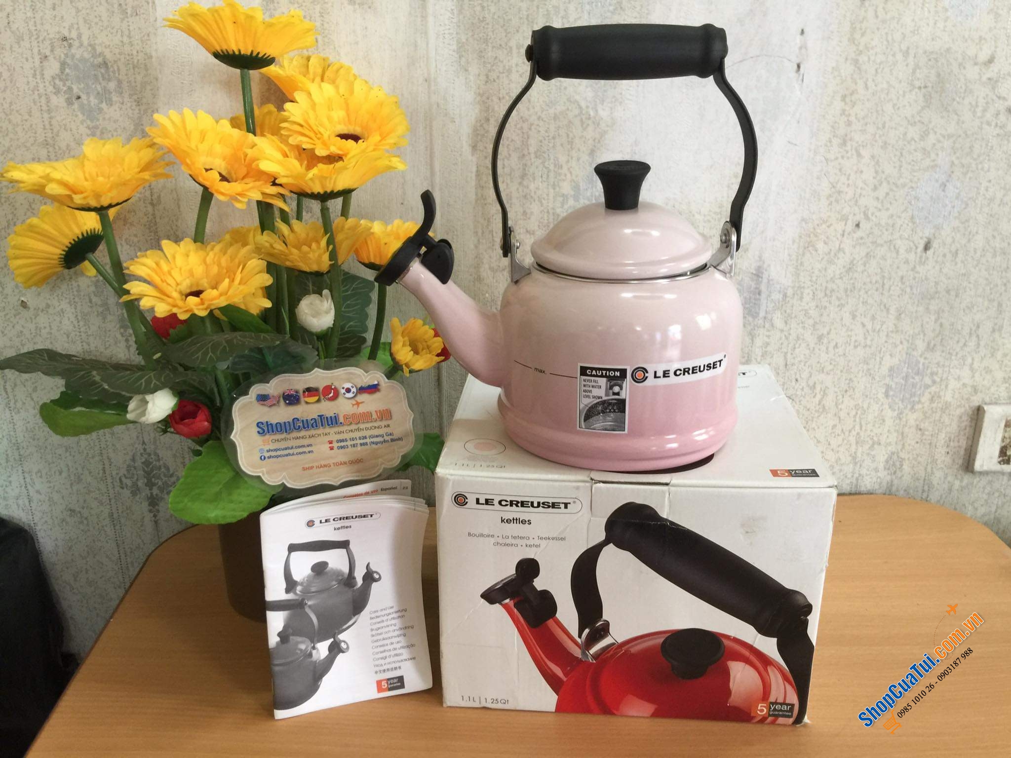 Ấm Đun Nước Le Creuset DEMI SHELL PINK 1,1lit. Màu hồng