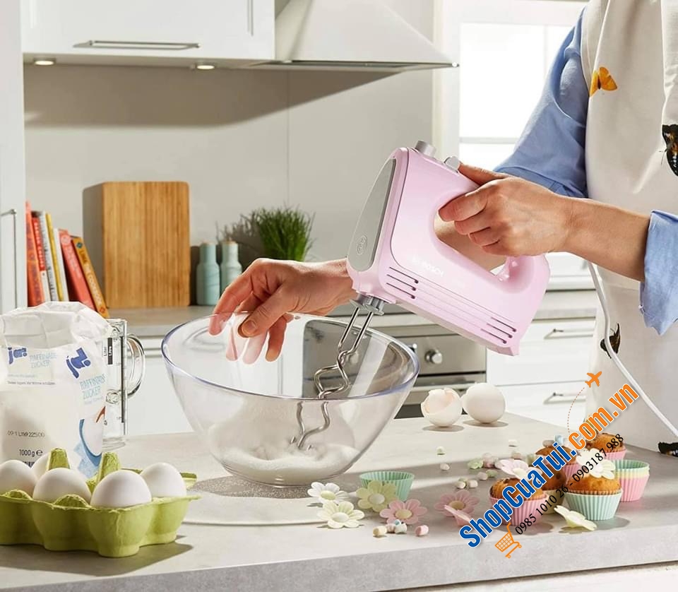 Máy đánh trứng Bosch MFQ2210 màu hồng kitty đáng yêu.