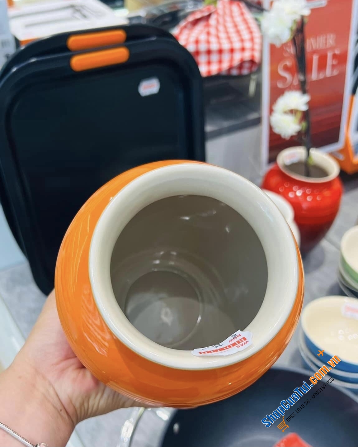 LỌ HOA GỐM LE CREUSET 19 CM MÀU ĐỎ, MÀU CAM