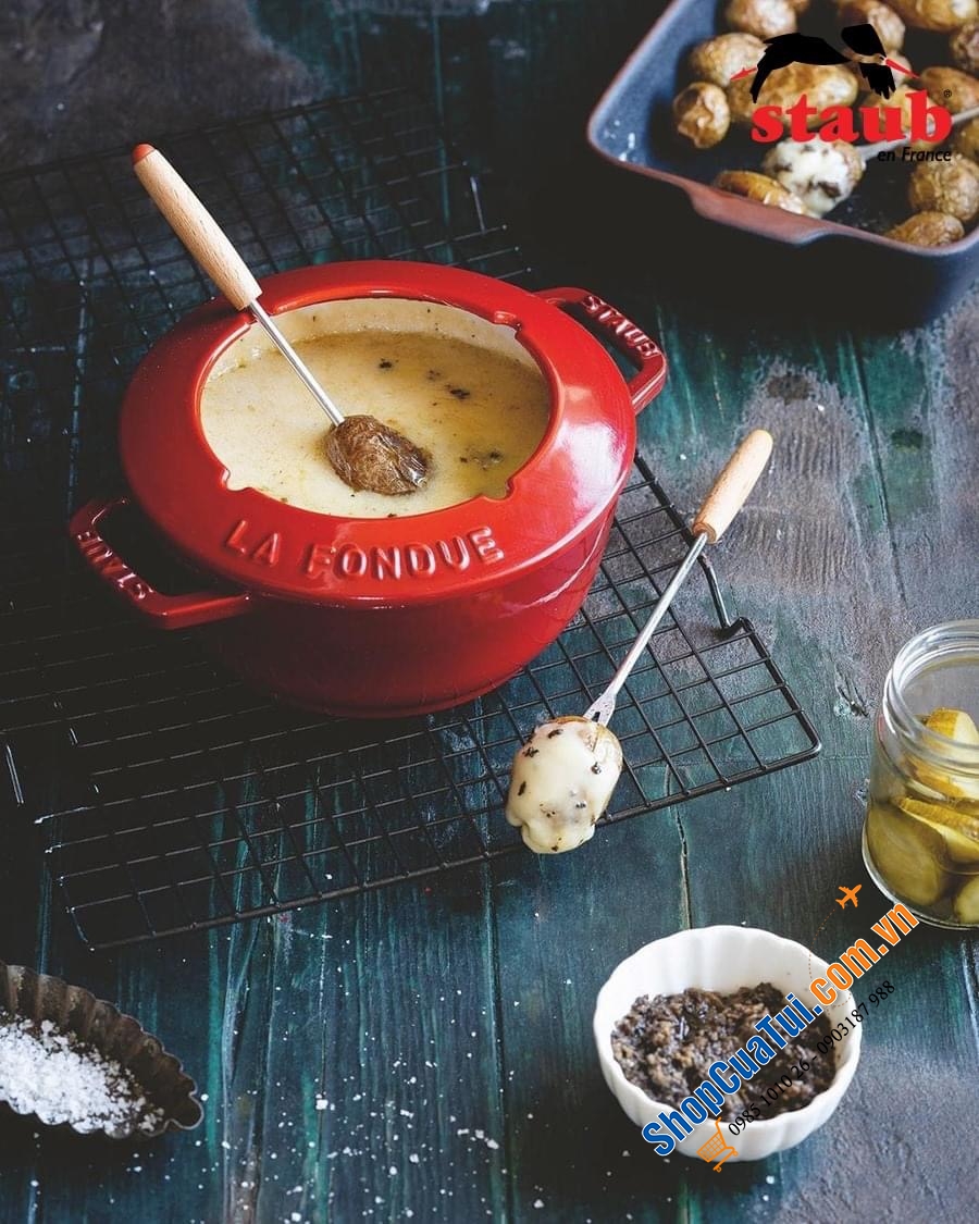 Nồi lẩu fondue Staub đỏ 20 cm