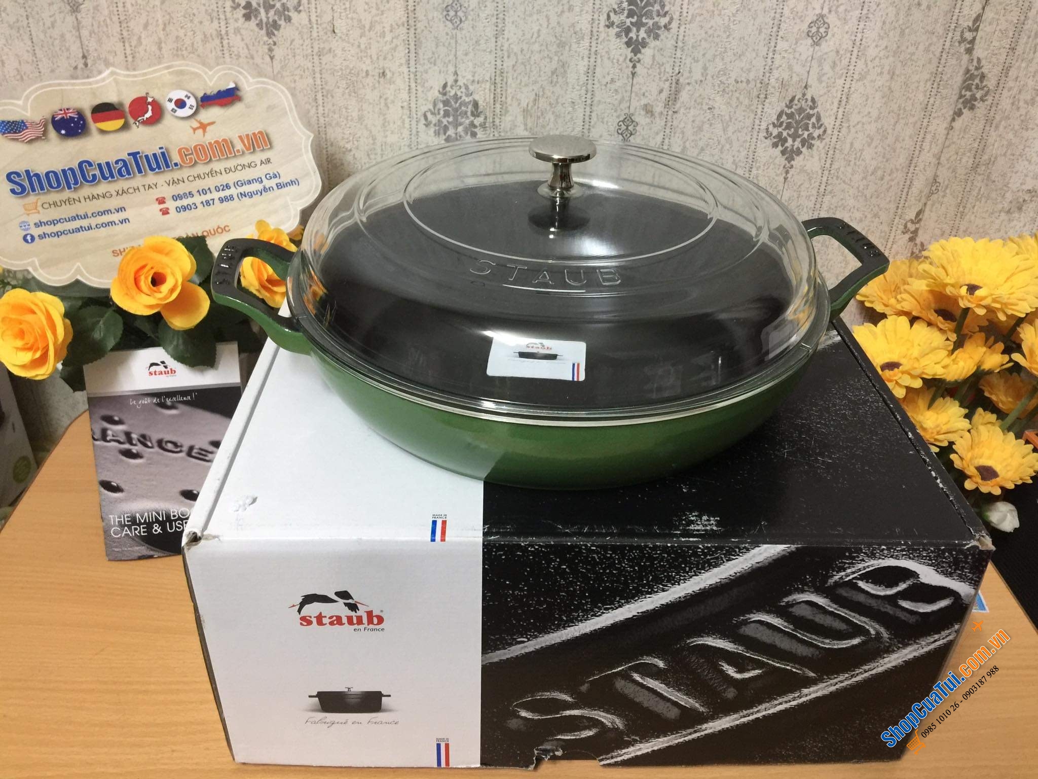 Nồi Staub vung kính màu xanh lá 30cm