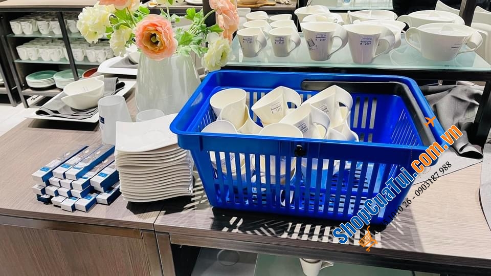 Trọn bộ Đĩa - Cốc - Thìa uống cà phê/ trà Villeroy Boch New Wave.