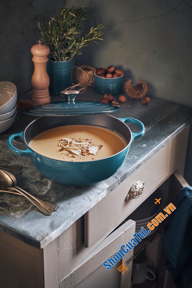 Nồi Gang sâu lòng LE CREUSET La Marmite 26cm dung tích 4.1Lit, trọng lượng 4.25kg - màu xanh dee teal cổ vịt