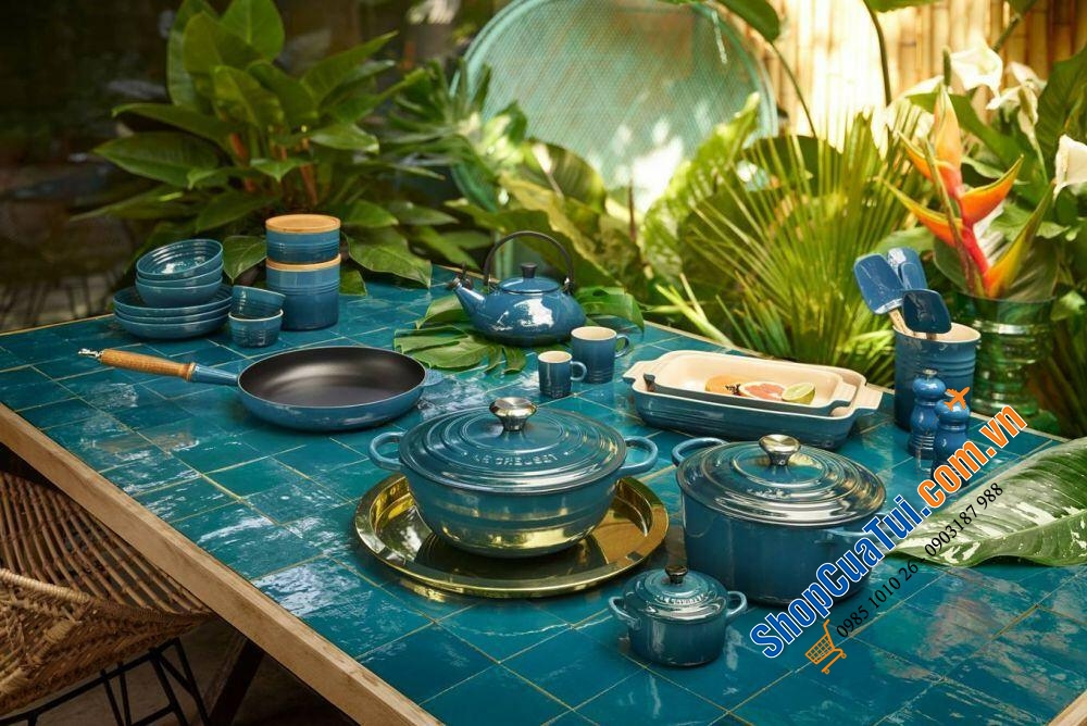 Nồi Gang sâu lòng LE CREUSET La Marmite 26cm dung tích 4.1Lit, trọng lượng 4.25kg - màu xanh dee teal cổ vịt