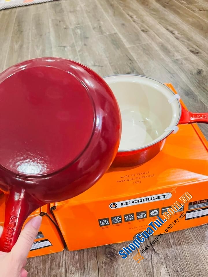 Set nồi chảo gang Le Creuset Marmitout 2-in-1, 22cm- màu cam, màu đỏ