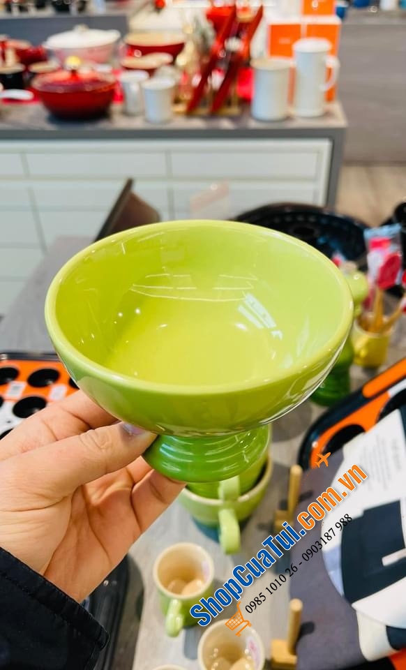 Ly ăn tráng miệng, ăn kem 4 màu Lecreuset.