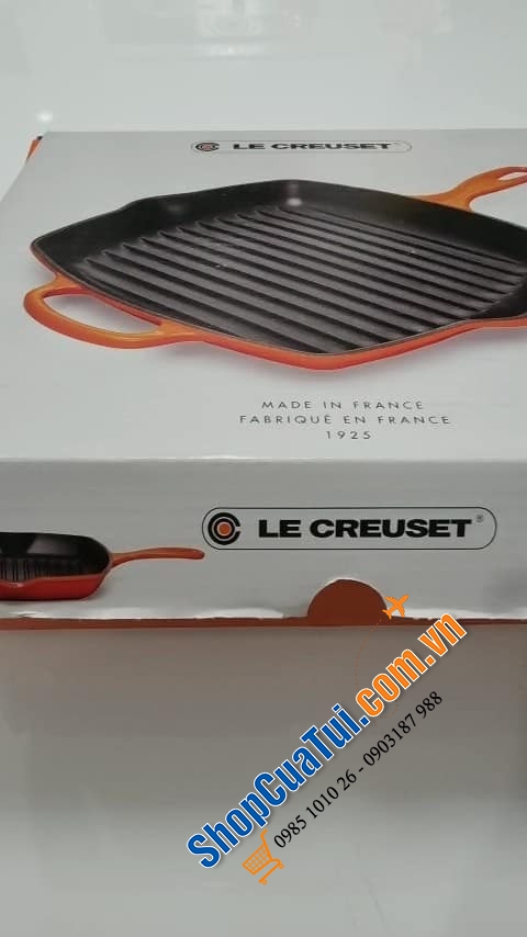 CHẢO NƯỚNG LE CREUSET 26x26 cm MÀU VÀNG, màu đỏ miệng rót 2 bên
